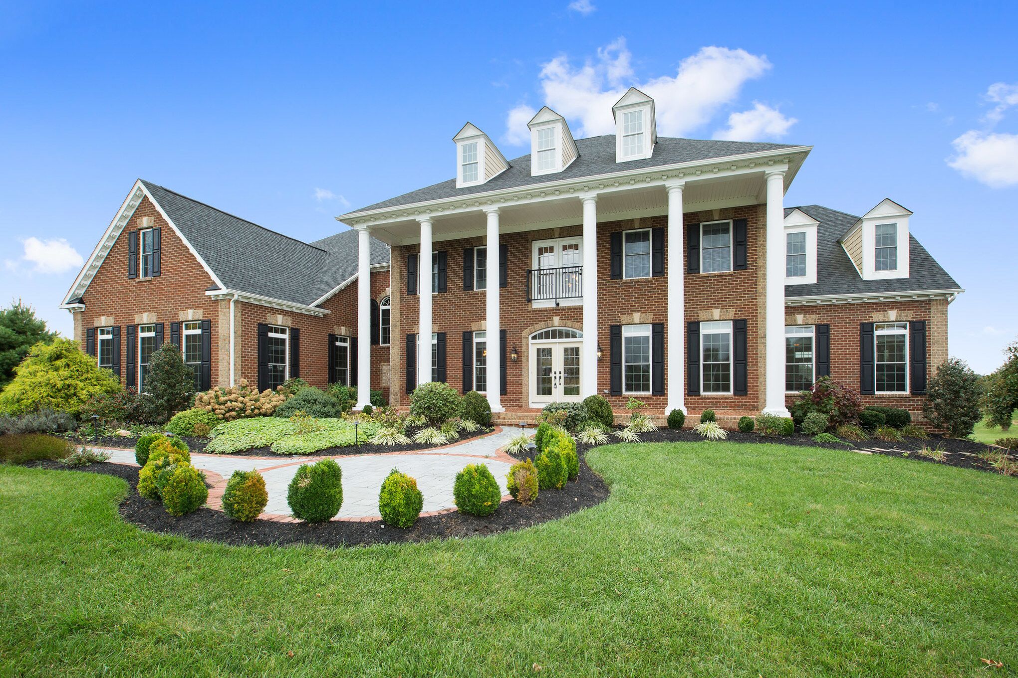 The Ultimate Guide to Real Estate Photography