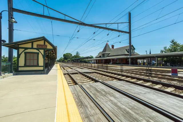 Neighborhood photo 11