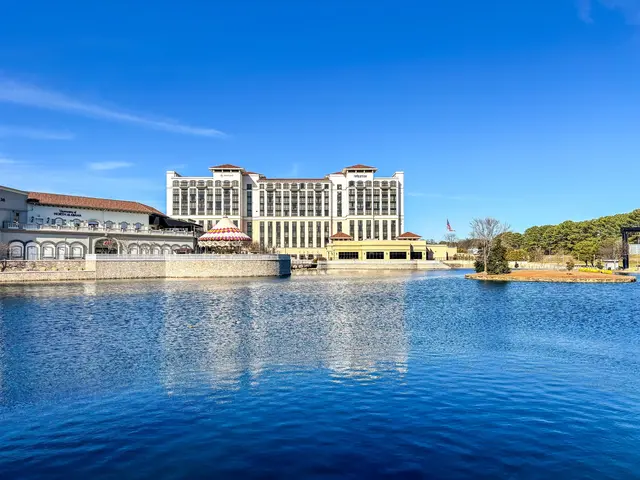 Town Centre streetscape view