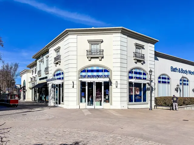 Bridge Street Town Centre walkway