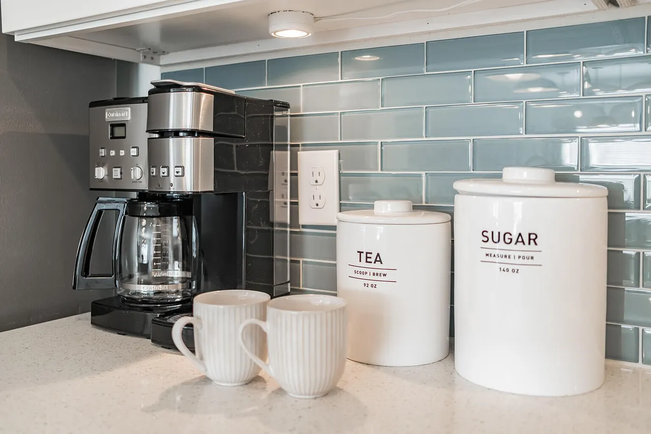 Vacation rental kitchen at 6th Ave S, Jacksonville Beach, FL